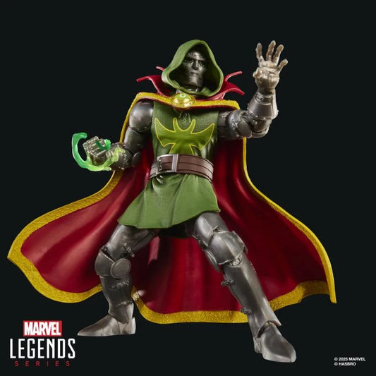 Hasbro COllectibles - Fantastic Four Comics - Marvel Legends - Emperor Doom Action Figure