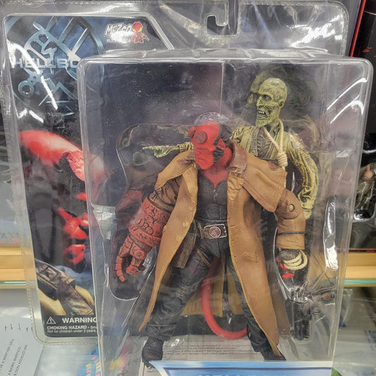 Mezco Hellboy Movie Series 1 HELLBOY WITH IVAN CORPSE
