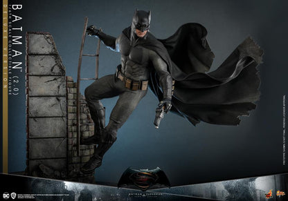 Batman v Superman: Dawn of Justice MMS732 Batman (Ver.2) Deluxe 1/6th Scale Collectible Figure