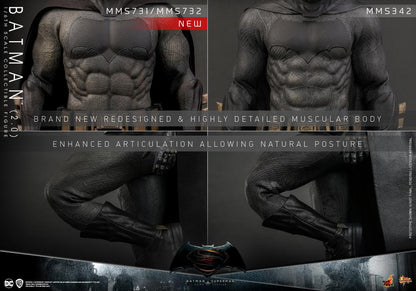 Batman v Superman: Dawn of Justice MMS732 Batman (Ver.2) Deluxe 1/6th Scale Collectible Figure