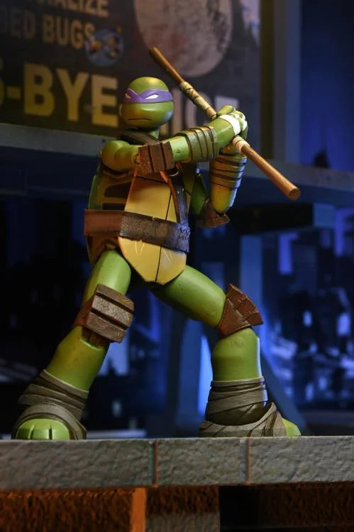 Teenage Mutant Ninja Turtles (2012) Ultimate Donatello Action Figure