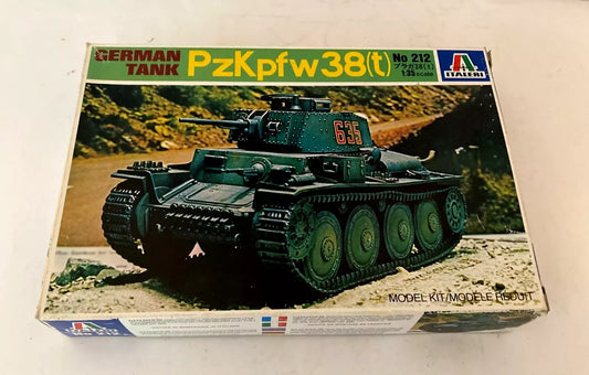 ITALERI 1/35 scale German Tank PZKPFW 38(t) No.212